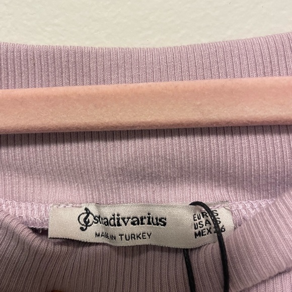 BNWT Stradivarius cold shoulder top - Picture 3 of 6